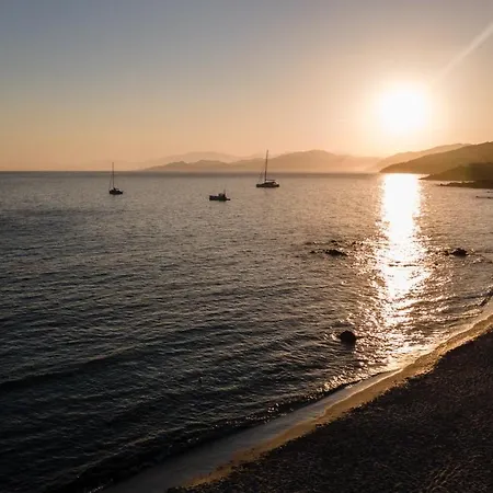 Ξενοδοχείο με διαμερίσματα Saletta Mare LʼÎle-Rousse