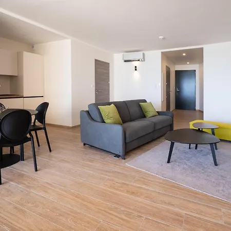 Lägenhetshotell Saletta Mare LʼÎle-Rousse