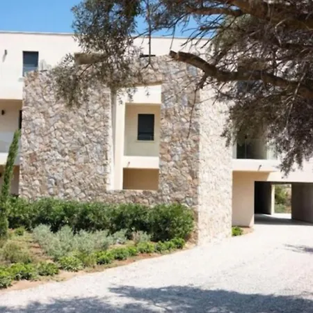 Saletta Mare Apartmanhotel LʼÎle-Rousse