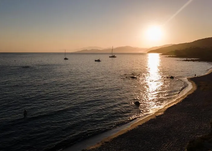 Aparthotel Saletta Mare L'Ile-Rousse (Corsica)